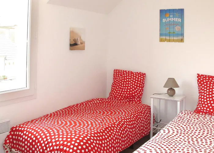 Oscar By Interhome Hauteville-sur-Mer